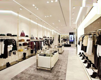 các mẫu thiết kế showroom quần áo 2019