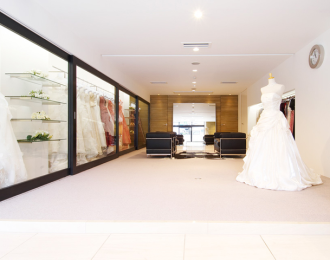 Nội Thất Showroom Áo Cưới