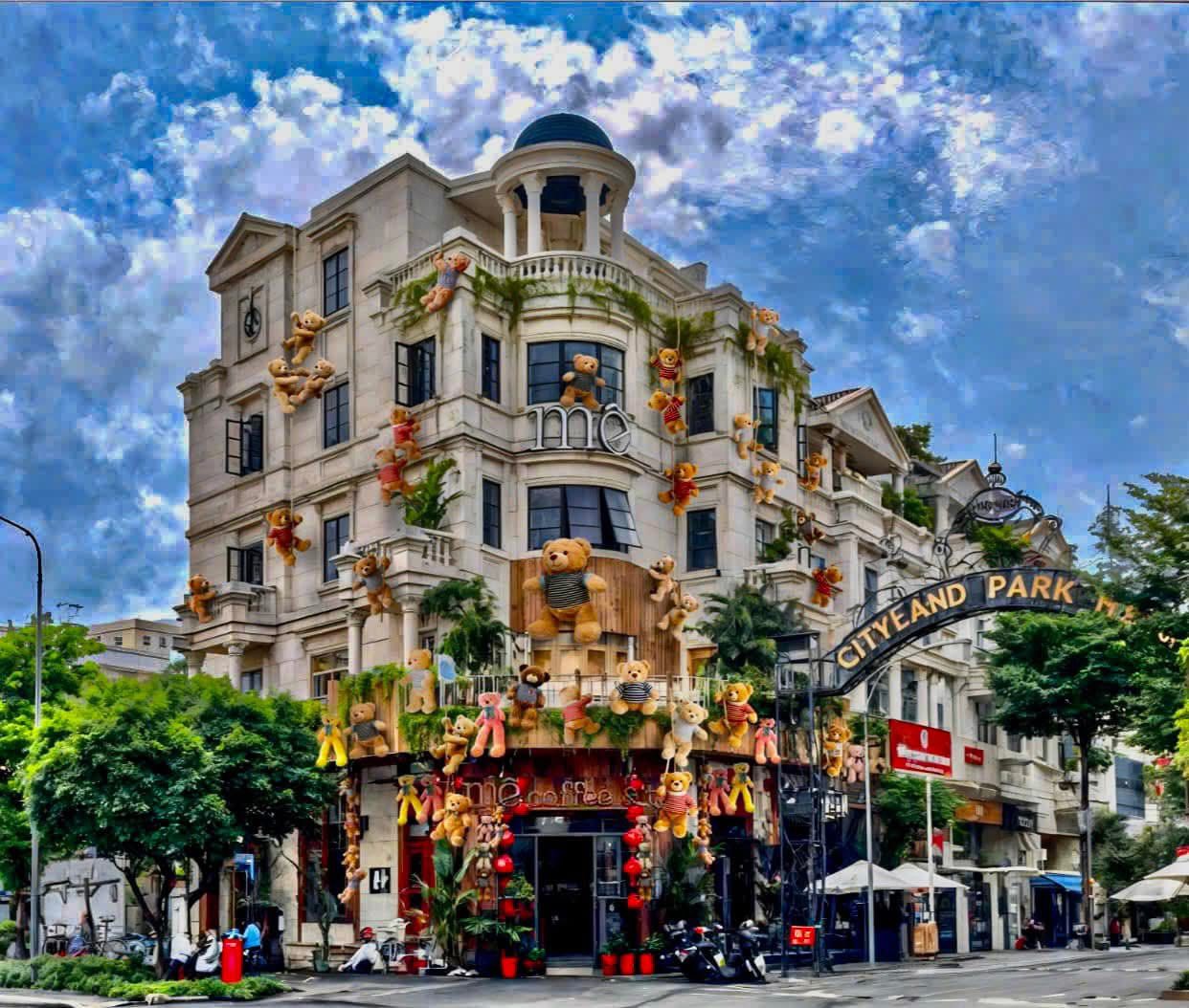 Cafe gấu bông tại khu dân cư City Land