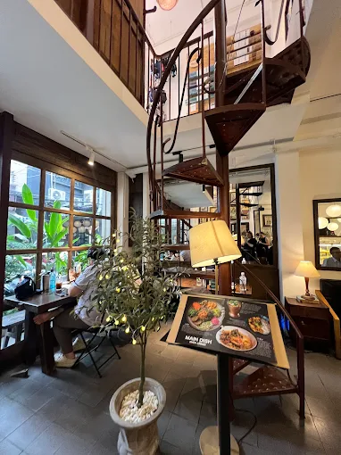 Review 10 quán coffee cùng đọc sách mọi người cùng nhau chia sẽ  15