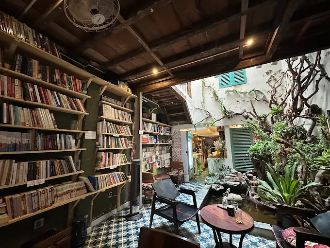Review 10 quán coffee cùng đọc sách mọi người cùng nhau chia sẽ  20