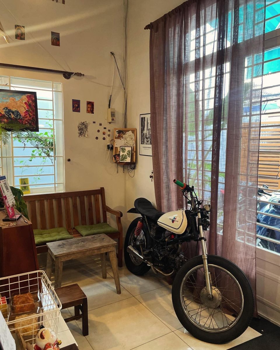 Reivew quán cafe mang phong cách thập niên 90 một thời gợi nhớ 2