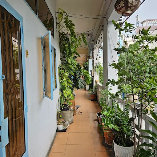 Review quán cafe theo tông trắng chân ái cho mọi người 7