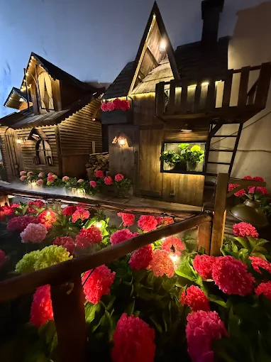 Thiết kế thi công quán cafe đẹp, giá cạnh tranh, không gian cổ kín 7