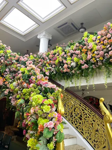 Thiết kế thi công quán cafe đẹp, giá cạnh tranh, không gian cổ kín 3