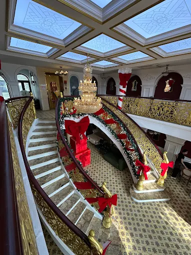 Thiết kế thi công quán cafe đẹp, giá cạnh tranh, không gian cổ kín 2